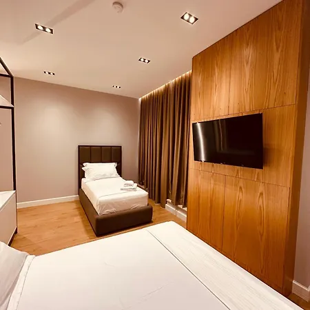 Casa de hóspedes Azul Tirana