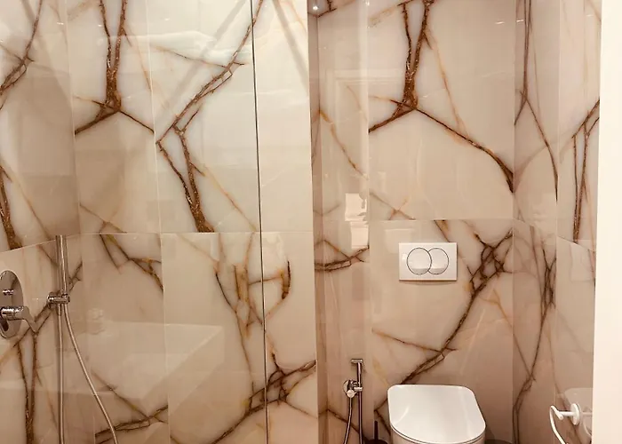 Azul 3* Tirana